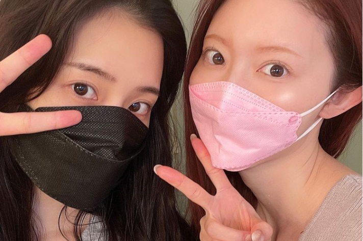 可愛いモデルのような美容家2人がケアを受けに レイ ビューティースタジオ Reybeautystudio 下北沢 エステ