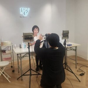 リニューアルしたスタジオでの撮影、キレイ！